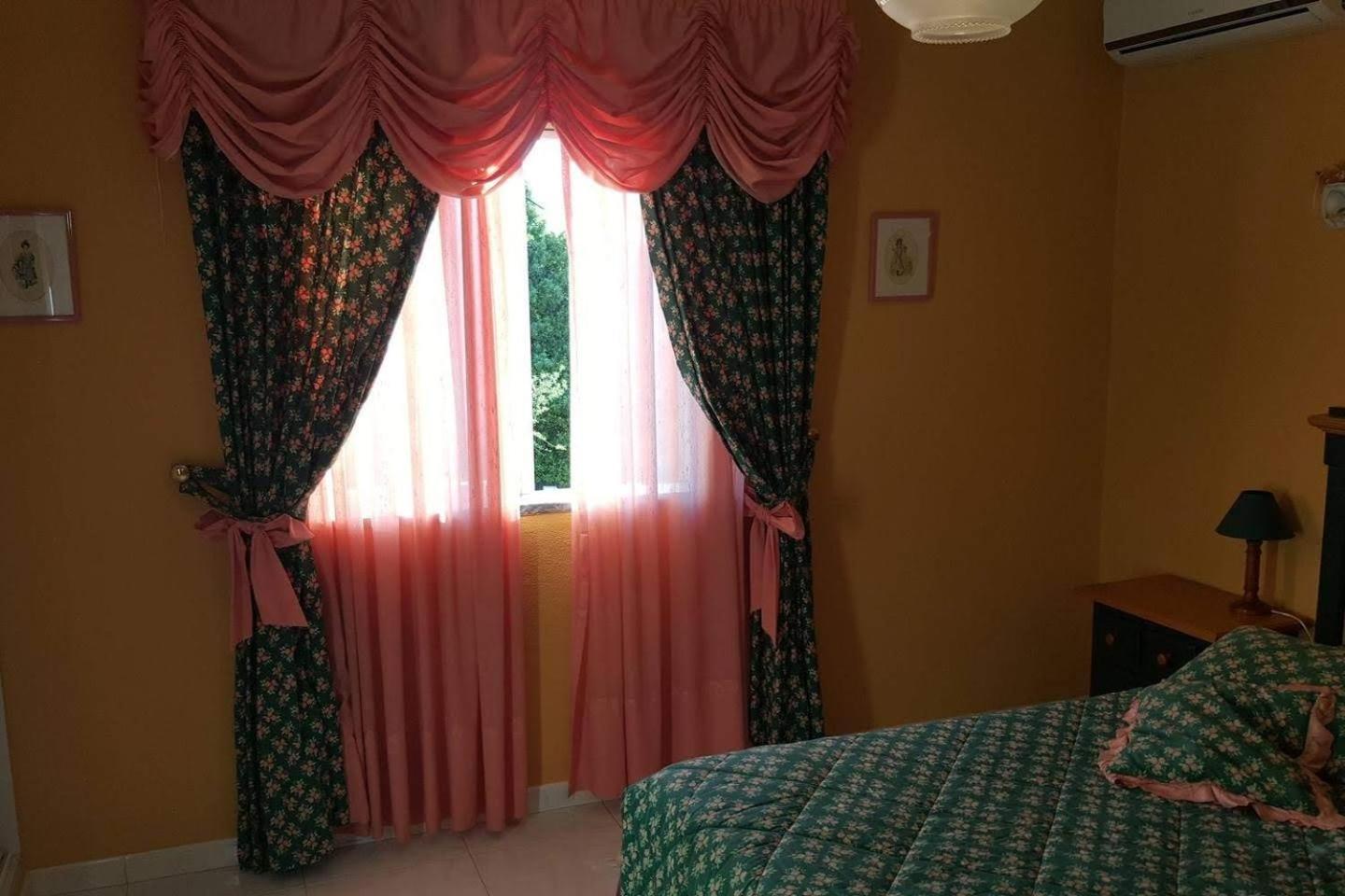 Bed and Breakfast Casa Nuno Lagoa  Habitación foto